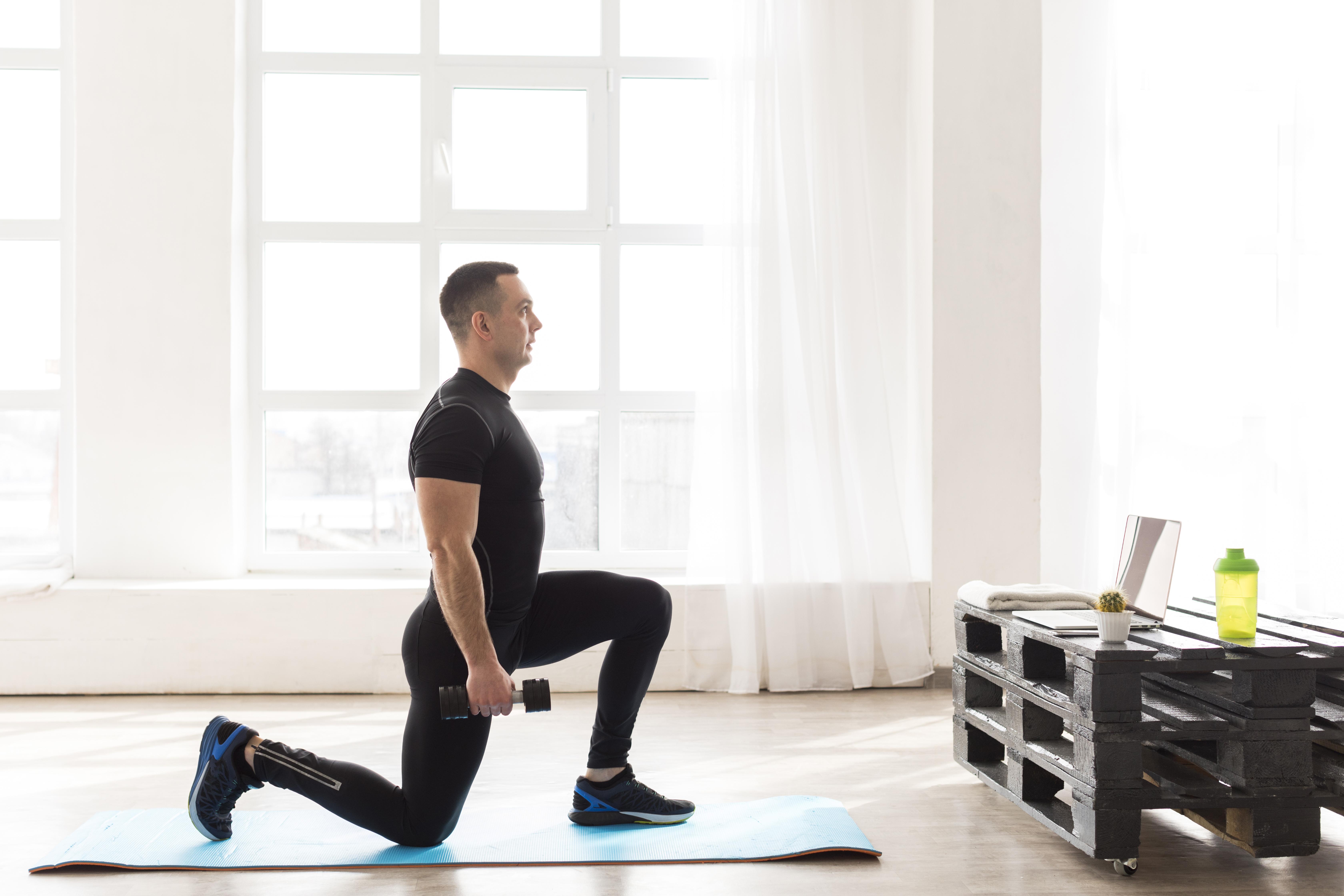 Build Stronger Legs with Single Leg Reverse Lunges