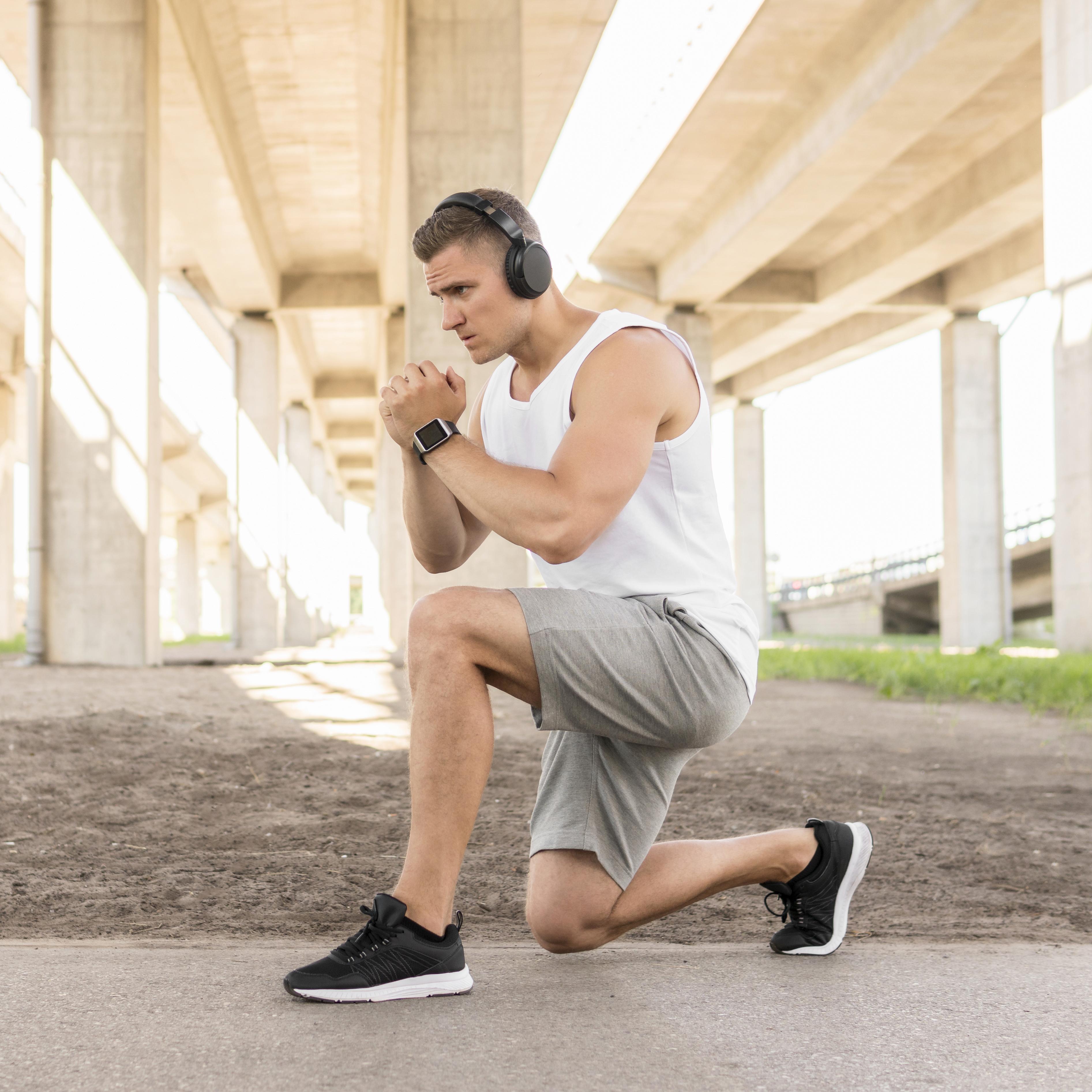 Boost Your Leg Strength with Reverse Bouncing Lunges