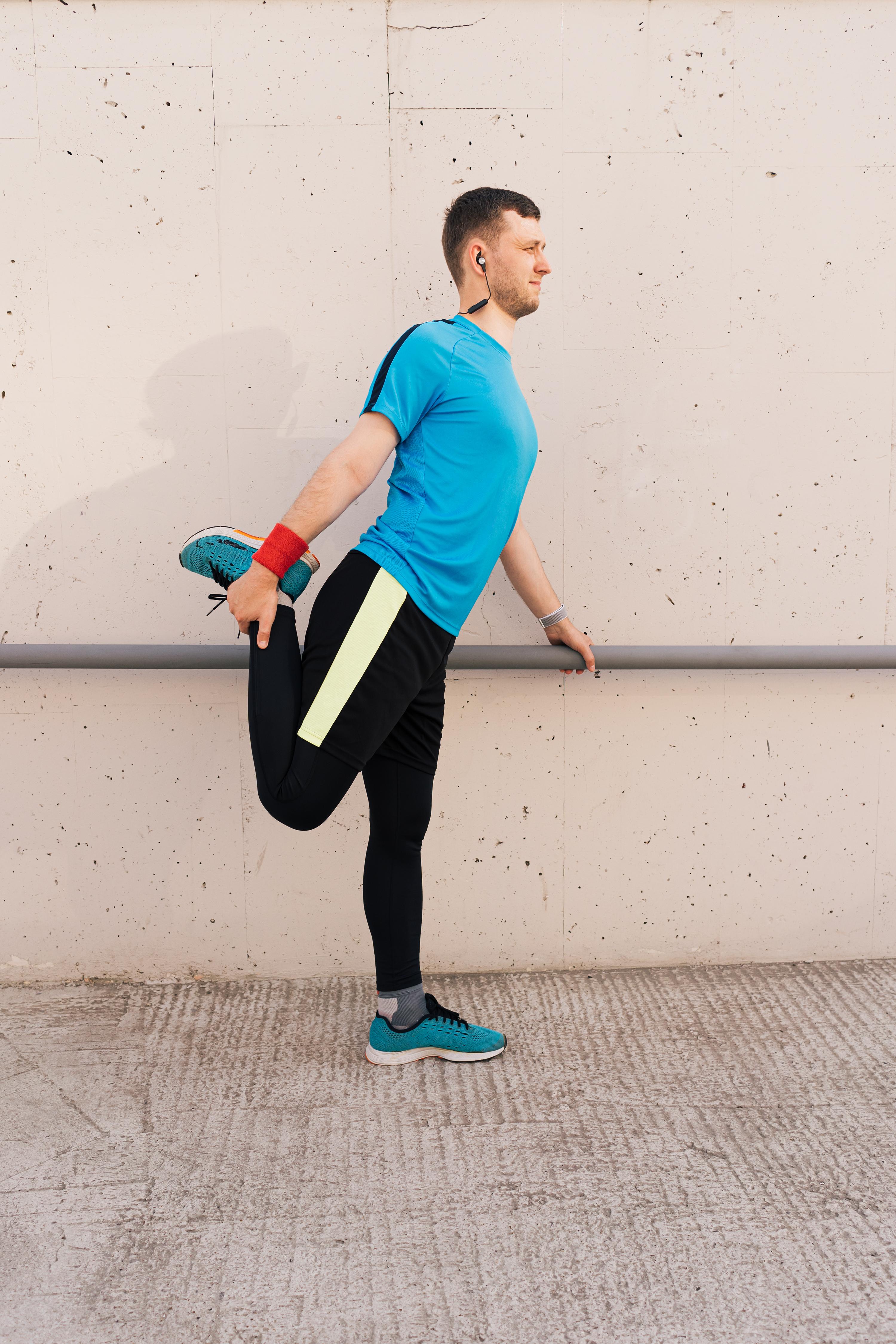 Circle the Burn – Kick Your Way to Stronger Glutes and Core!